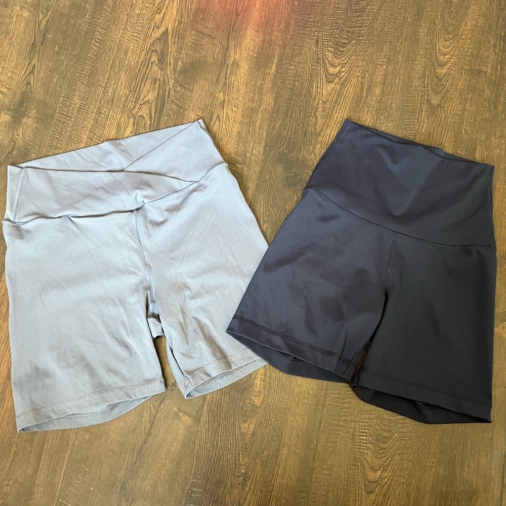 Yogalicious Women's Bike Shorts - Light Gray and Dark Blue